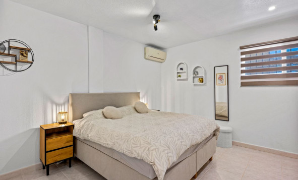 Herverkoop - 4. Halfvrijstaande villa - Benijofar - Costa Blanca Zuid