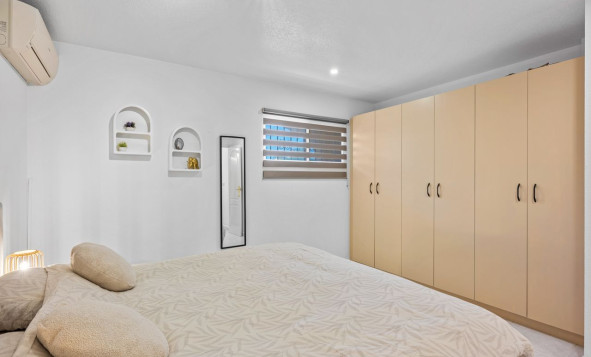 Herverkoop - 4. Halfvrijstaande villa - Benijofar - Costa Blanca Zuid