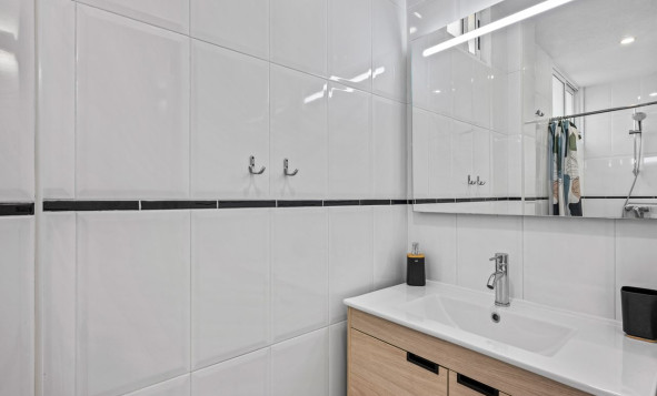 Herverkoop - 4. Halfvrijstaande villa - Benijofar - Costa Blanca Zuid