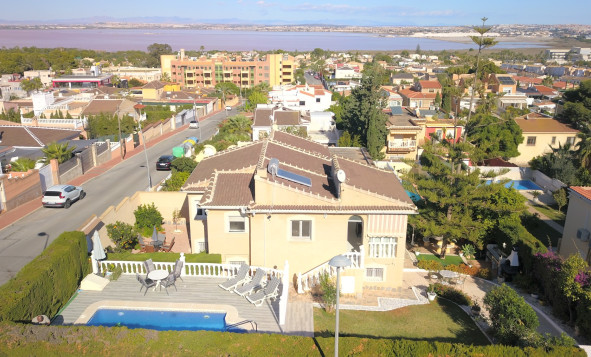 Herverkoop - 4. Halfvrijstaande villa - Orihuela Costa - Costa Blanca Zuid