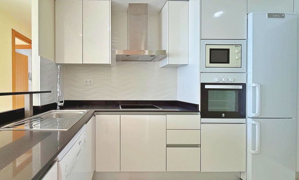 Herverkoop - 1. Appartement / flat - Torrevieja - Costa Blanca Zuid