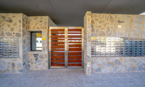 Herverkoop - 1. Appartement / flat - Torrevieja - Costa Blanca Zuid