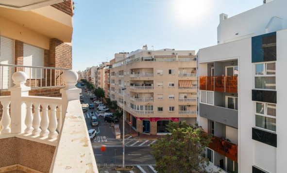 Herverkoop - 1. Appartement / flat - Torrevieja - Costa Blanca Zuid