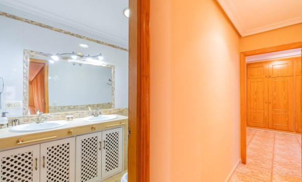 Herverkoop - 1. Appartement / flat - Torrevieja - Costa Blanca Zuid