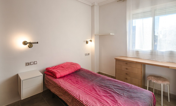 Herverkoop - 3. Halfvrijstaand huis - Orihuela - Costa Blanca Zuid