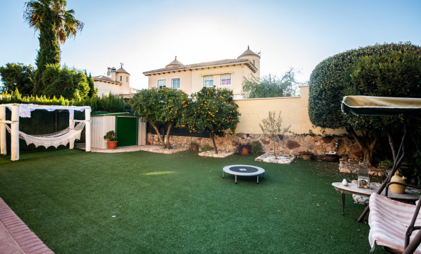 Herverkoop - 3. Halfvrijstaand huis - Orihuela - Costa Blanca Zuid