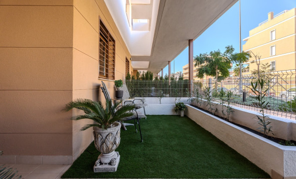 Reventa - 1. Apartamento / piso - Los Dolses - Costa Blanca Sur