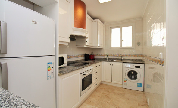 Herverkoop - 1. Appartement / flat - Villamartin - Costa Blanca Zuid