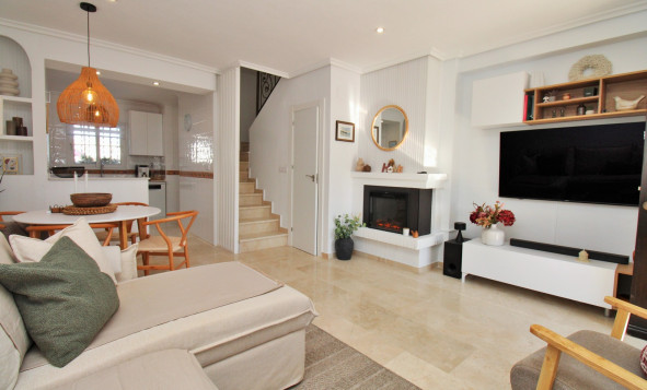 Reventa - 2. Chalet adosado - Villamartin - Costa Blanca Sur