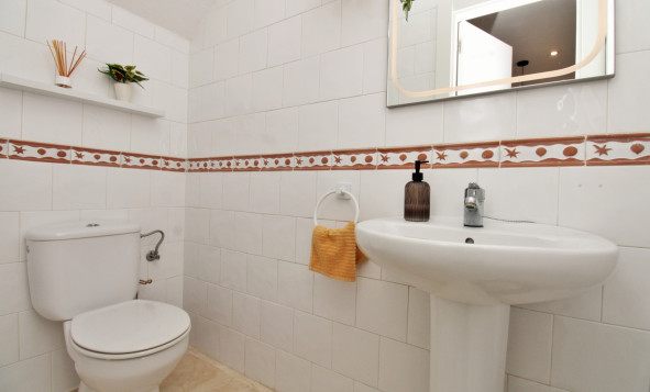 Reventa - 2. Chalet adosado - Villamartin - Costa Blanca Sur