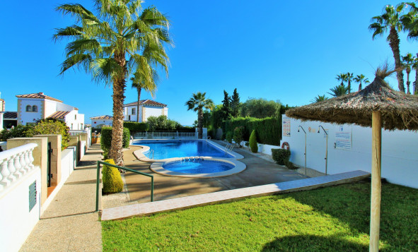 Reventa - 2. Chalet adosado - Villamartin - Costa Blanca Sur