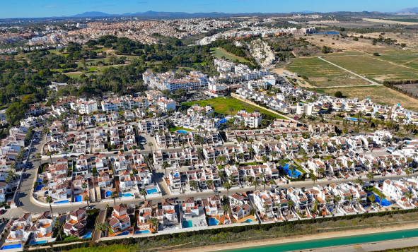 Reventa - 2. Chalet adosado - Villamartin - Costa Blanca Sur