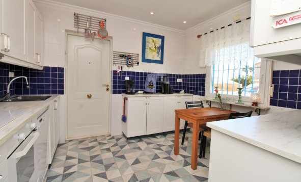 Herverkoop - 3. Halfvrijstaand huis - Torrevieja - Costa Blanca Zuid