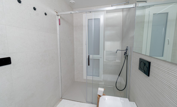 Herverkoop - 3. Halfvrijstaand huis - Algorfa - Costa Blanca Zuid