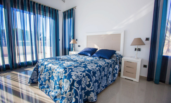 Herverkoop - 3. Halfvrijstaand huis - Cabo Roig - Costa Blanca Zuid