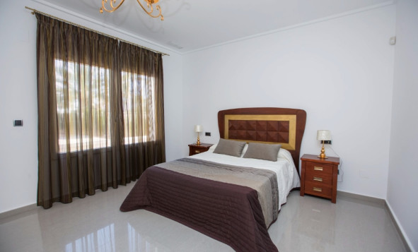 Herverkoop - 3. Halfvrijstaand huis - Cabo Roig - Costa Blanca Zuid