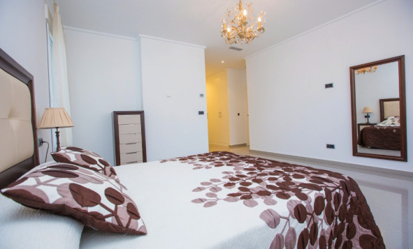 Herverkoop - 3. Halfvrijstaand huis - Cabo Roig - Costa Blanca Zuid