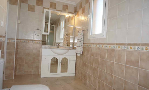 Herverkoop - 3. Halfvrijstaand huis - Cabo Roig - Costa Blanca Zuid