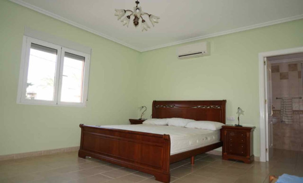 Herverkoop - 3. Halfvrijstaand huis - Cabo Roig - Costa Blanca Zuid