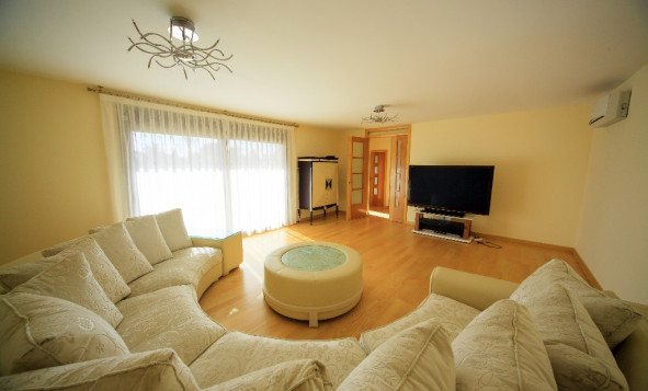 Herverkoop - 3. Halfvrijstaand huis - Cabo Roig - Costa Blanca Zuid