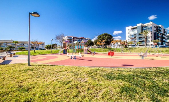 Reventa - 3. Casa pareada - Pilar de la Horadada - Costa Blanca Sur