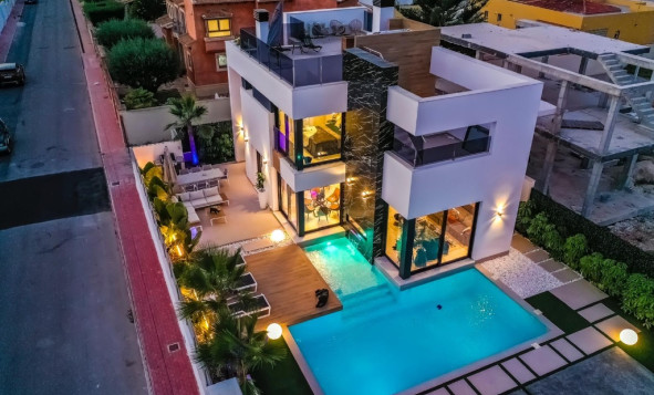 Nieuwbouw woningen - 3. Halfvrijstaand huis - Torrevieja - Costa Blanca Zuid