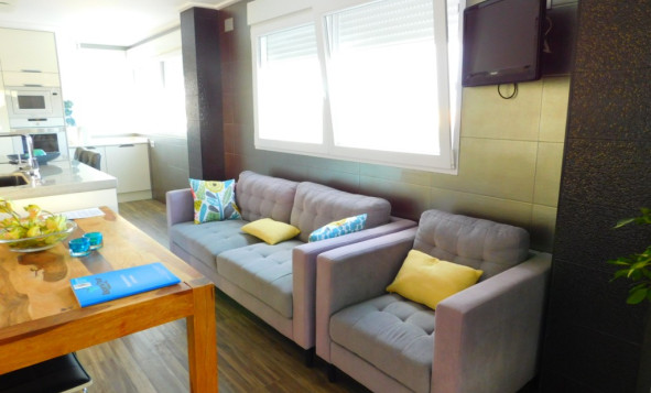 Herverkoop - 3. Halfvrijstaand huis - Guardamar del Segura - Costa Blanca Zuid