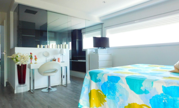 Herverkoop - 3. Halfvrijstaand huis - Guardamar del Segura - Costa Blanca Zuid