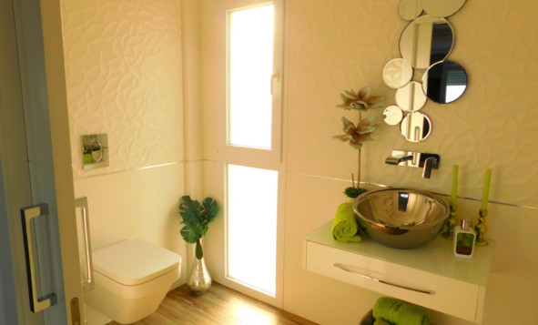 Herverkoop - 3. Halfvrijstaand huis - Guardamar del Segura - Costa Blanca Zuid