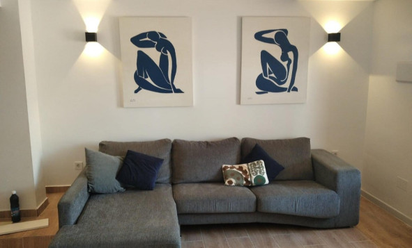 Herverkoop - 3. Halfvrijstaand huis - Los Balcones - Costa Blanca Zuid