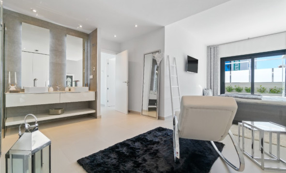 Herverkoop - 3. Halfvrijstaand huis - Dehesa de Campoamor - Costa Blanca Zuid