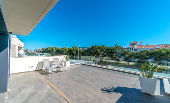 Herverkoop - 3. Halfvrijstaand huis - Dehesa de Campoamor - Costa Blanca Zuid