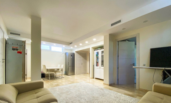 Herverkoop - 3. Halfvrijstaand huis - La Zenia - Costa Blanca Zuid