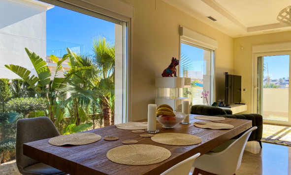 Herverkoop - 3. Halfvrijstaand huis - La Zenia - Costa Blanca Zuid