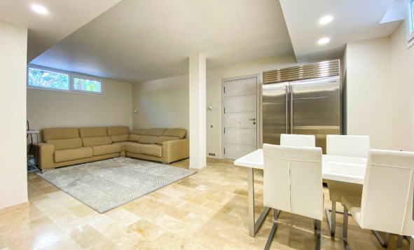 Herverkoop - 3. Halfvrijstaand huis - La Zenia - Costa Blanca Zuid