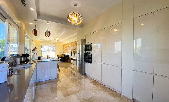 Herverkoop - 3. Halfvrijstaand huis - La Zenia - Costa Blanca Zuid