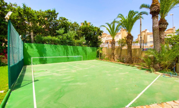 Herverkoop - 3. Halfvrijstaand huis - Villamartin - Costa Blanca Zuid