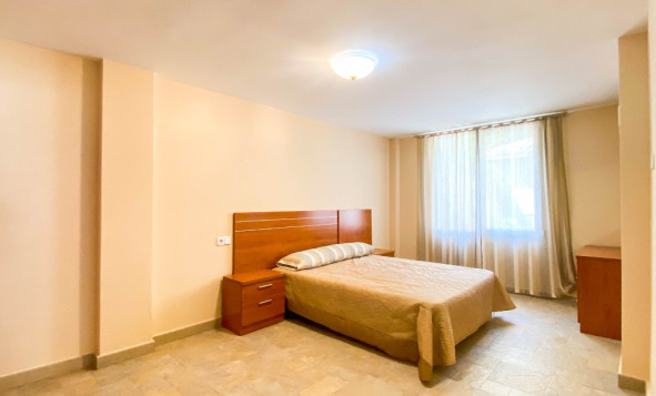 Herverkoop - 3. Halfvrijstaand huis - Villamartin - Costa Blanca Zuid