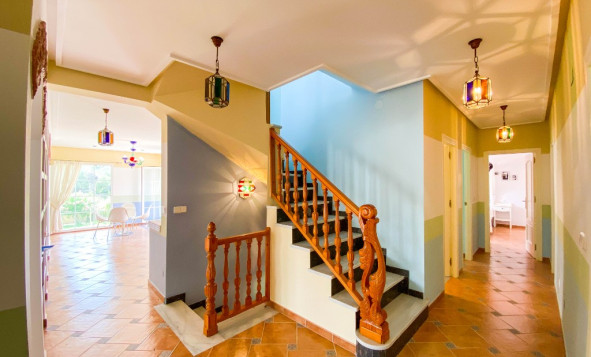 Herverkoop - 3. Halfvrijstaand huis - Villamartin - Costa Blanca Zuid