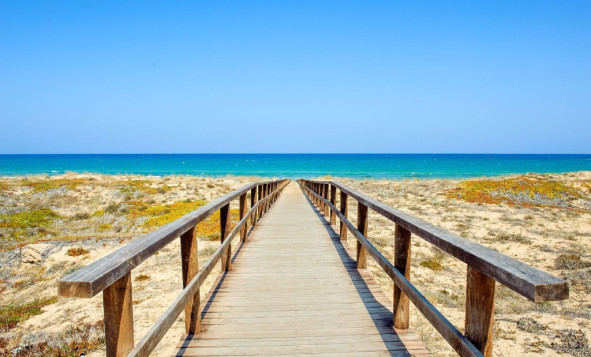 Nieuwbouw woningen - 4. Halfvrijstaande villa - La Marina - Costa Blanca Zuid