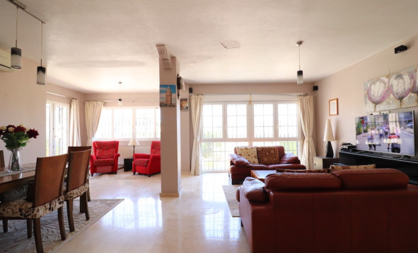 Herverkoop - 3. Halfvrijstaand huis - Las Ramblas - Costa Blanca Zuid