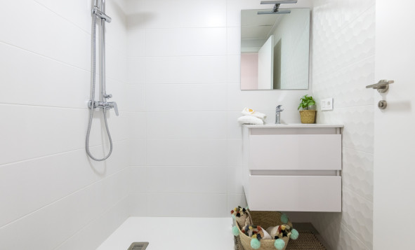 Obra nueva - 1. Apartamento / piso - Villamartin - Costa Blanca Sur