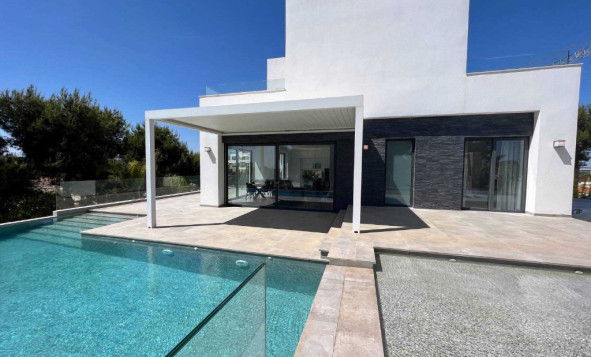 Herverkoop - 3. Halfvrijstaand huis - Las Colinas Golf and Country Club - Costa Blanca Zuid