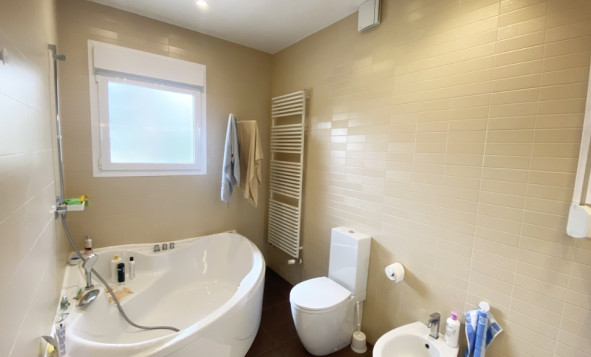 Herverkoop - 3. Halfvrijstaand huis - Dehesa de Campoamor - Costa Blanca Zuid