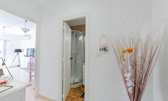 Reventa - 1. Apartamento / piso - Punta Prima - Costa Blanca Sur