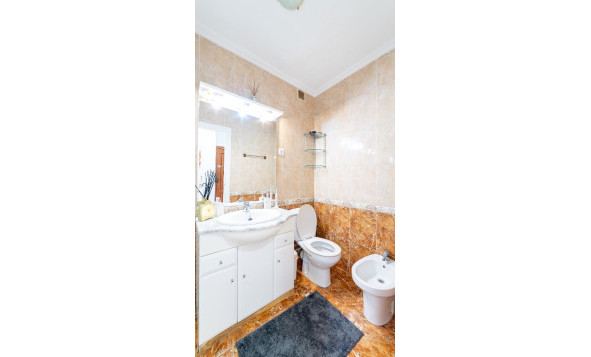 Reventa - 1. Apartamento / piso - Punta Prima - Costa Blanca Sur