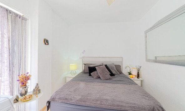 Reventa - 1. Apartamento / piso - Punta Prima - Costa Blanca Sur