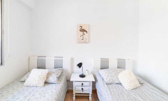 Reventa - 1. Apartamento / piso - Punta Prima - Costa Blanca Sur