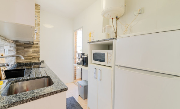 Reventa - 1. Apartamento / piso - Punta Prima - Costa Blanca Sur