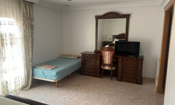 Herverkoop - 3. Halfvrijstaand huis - Orihuela - Costa Blanca Zuid